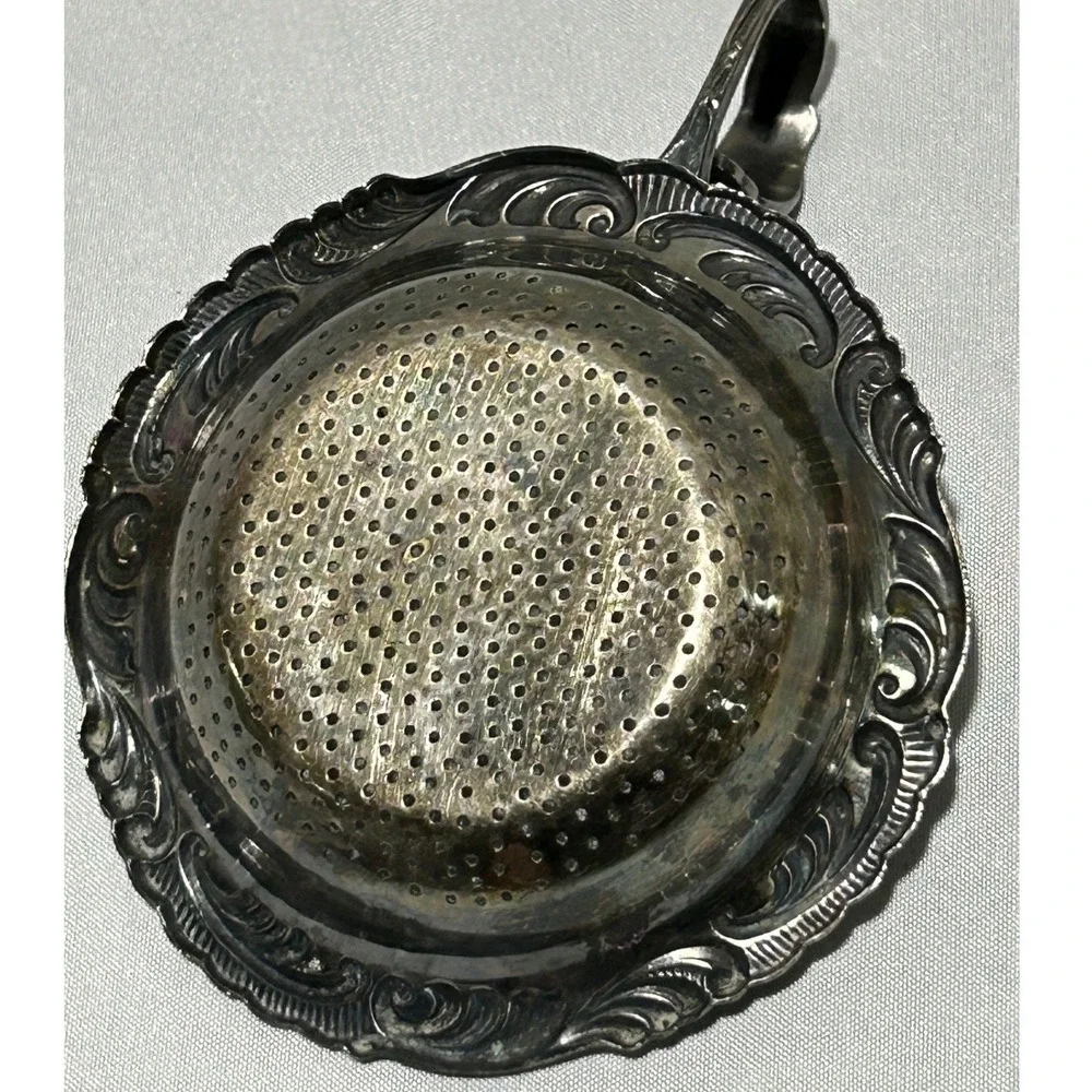 Vintage Van Nelle‎ Silverplate Tea Strainer Ornate Floral Handle Pleet